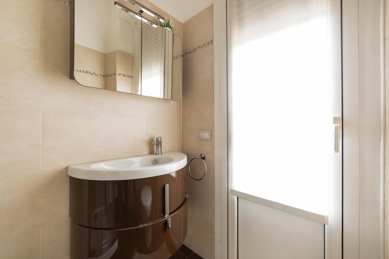Milano Calvairate Balcony Apt Екстер'єр фото